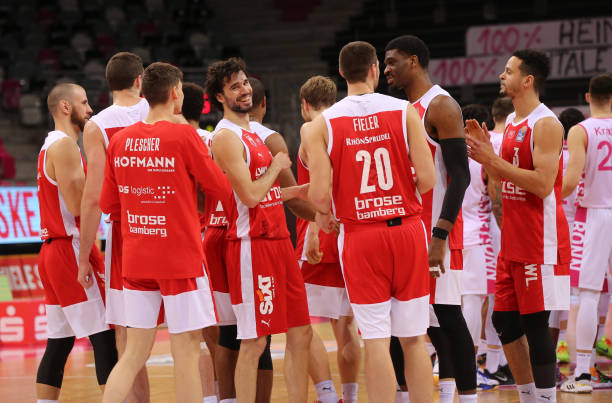 台的情感依 台的情感依